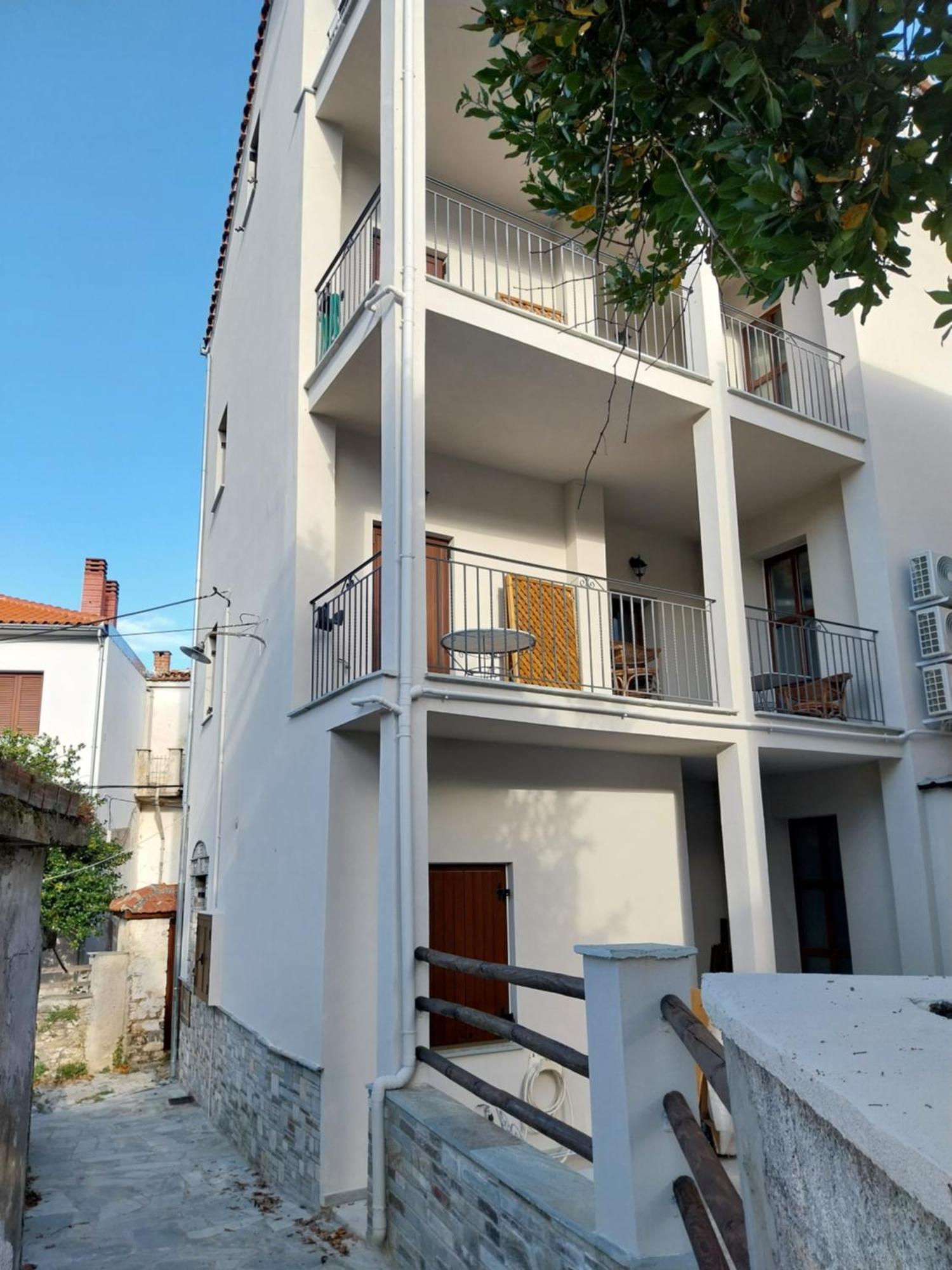 Marousos Central Guesthouse Портарія Екстер'єр фото
