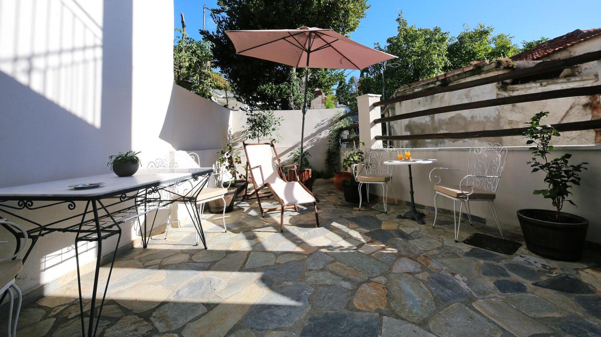 Marousos Central Guesthouse Портарія Екстер'єр фото